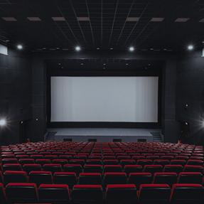 cinéma sièges écran scène